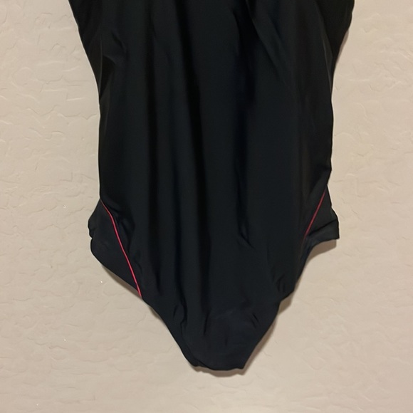 Catalina black red swimsuit sz XL - Picture 3 of 9